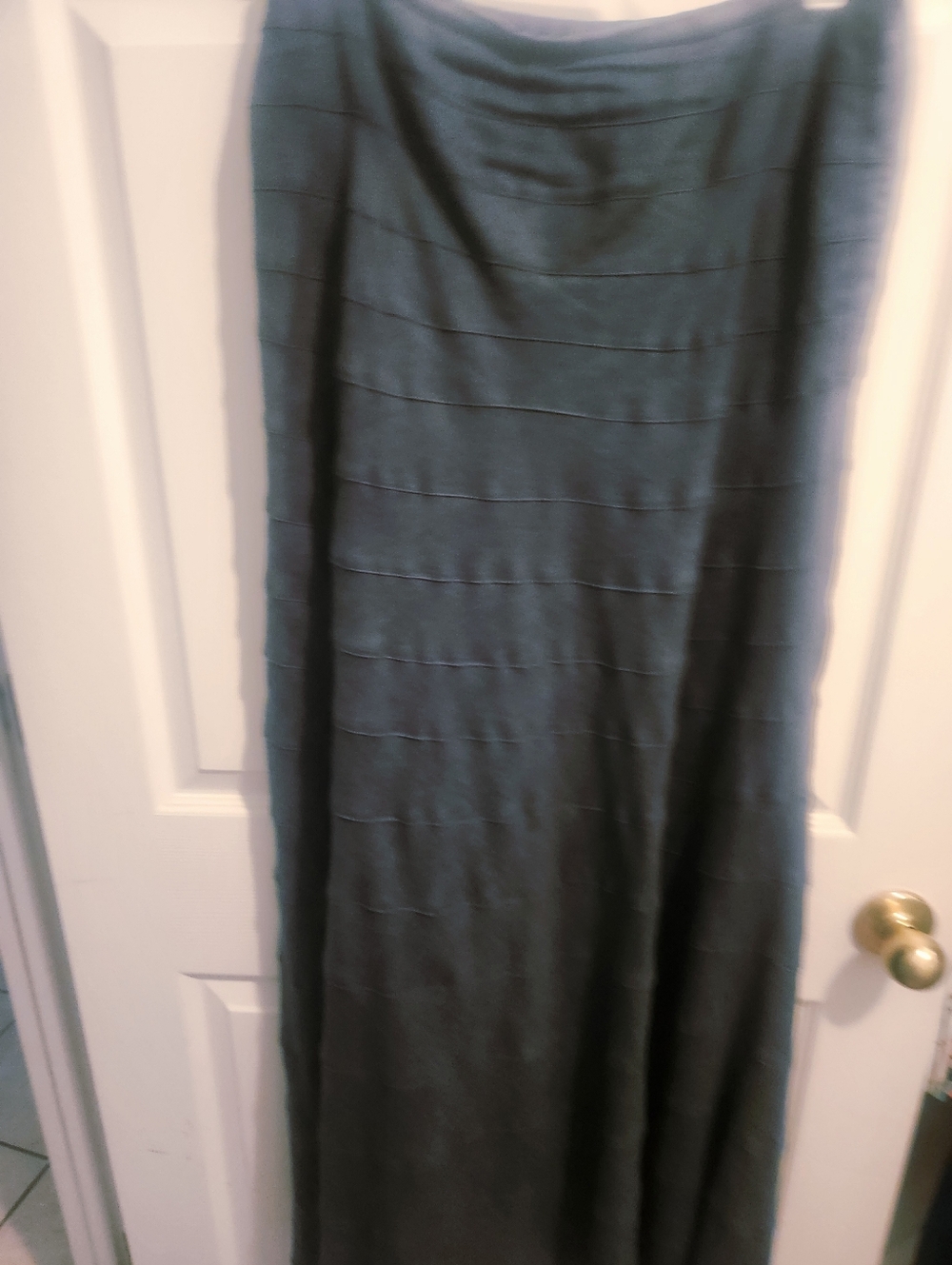 TM Soft Surroundings Hunter Green Tiered Skirt